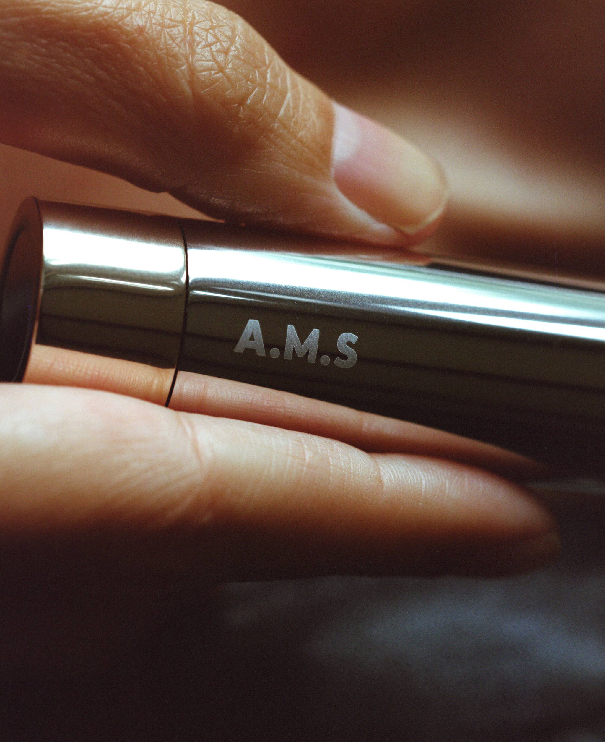A.M.S Manuka Honey Lip Balm - Image 4