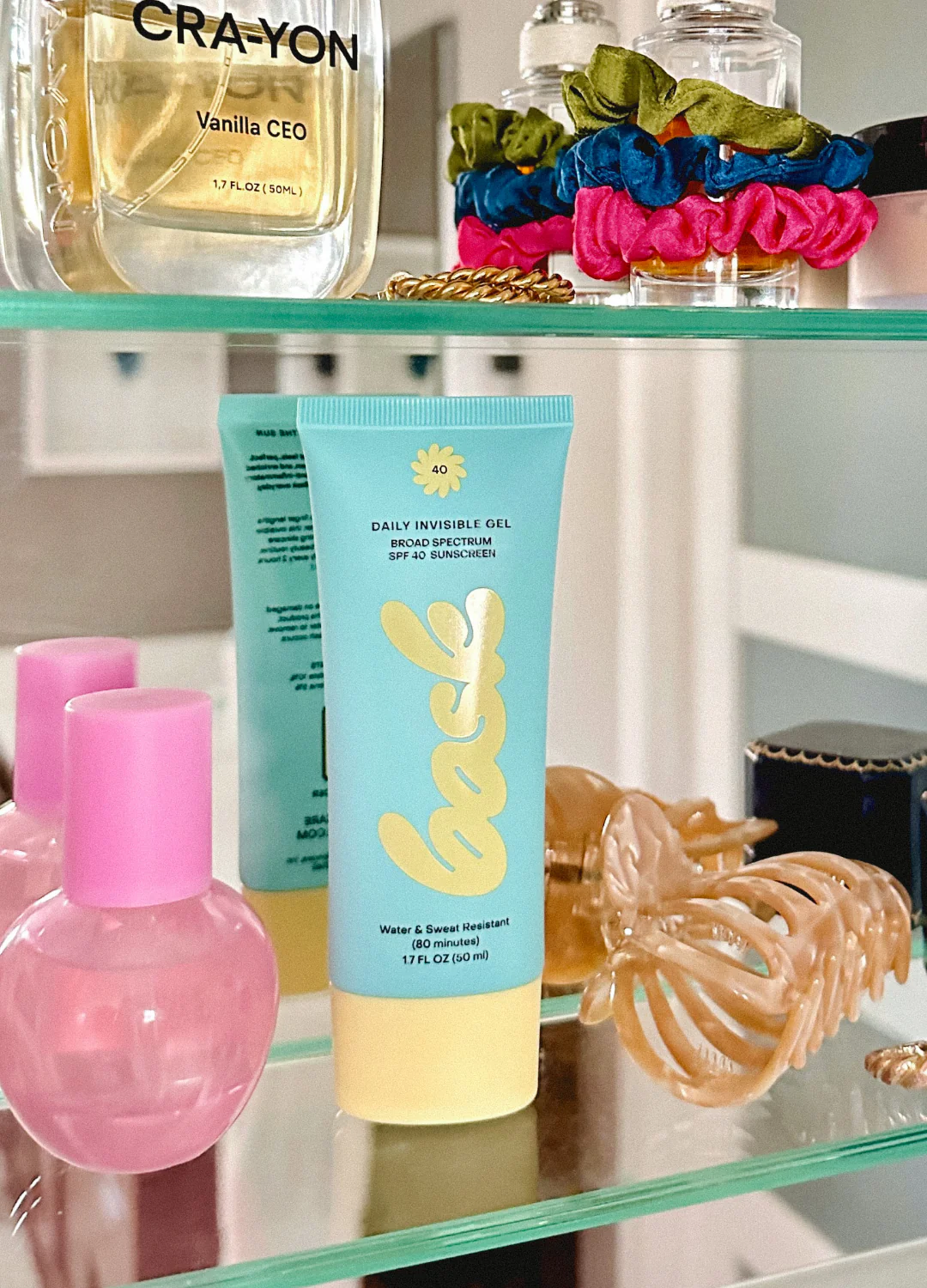 SPF 40 Daily Invisible Gel Sunscreen - Image 3