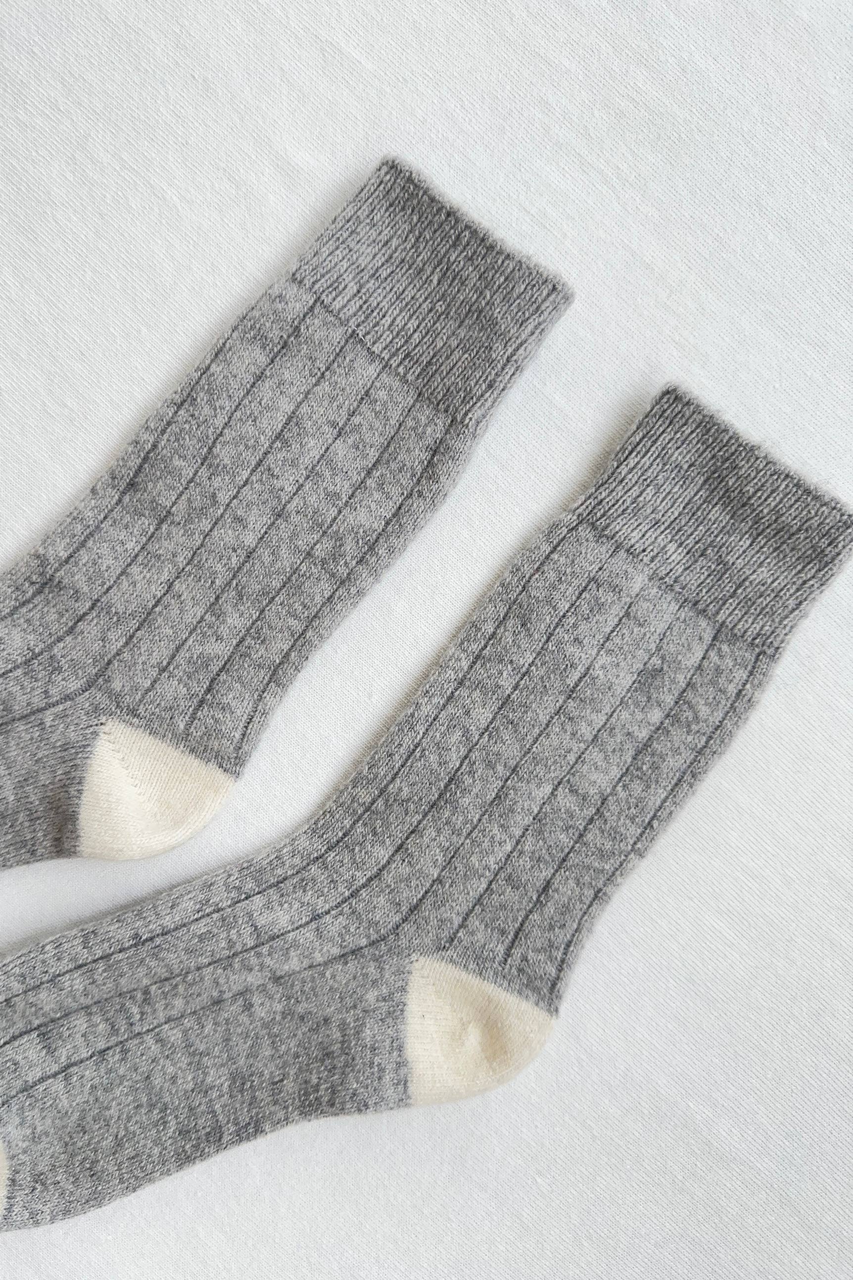 Classic Cashmere Socks - Image 15