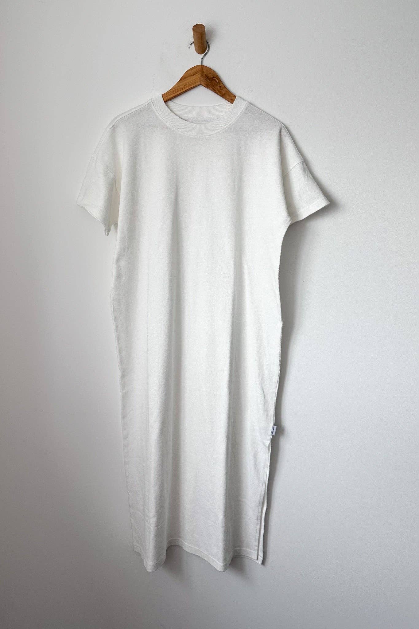 Her Dress - Image 10