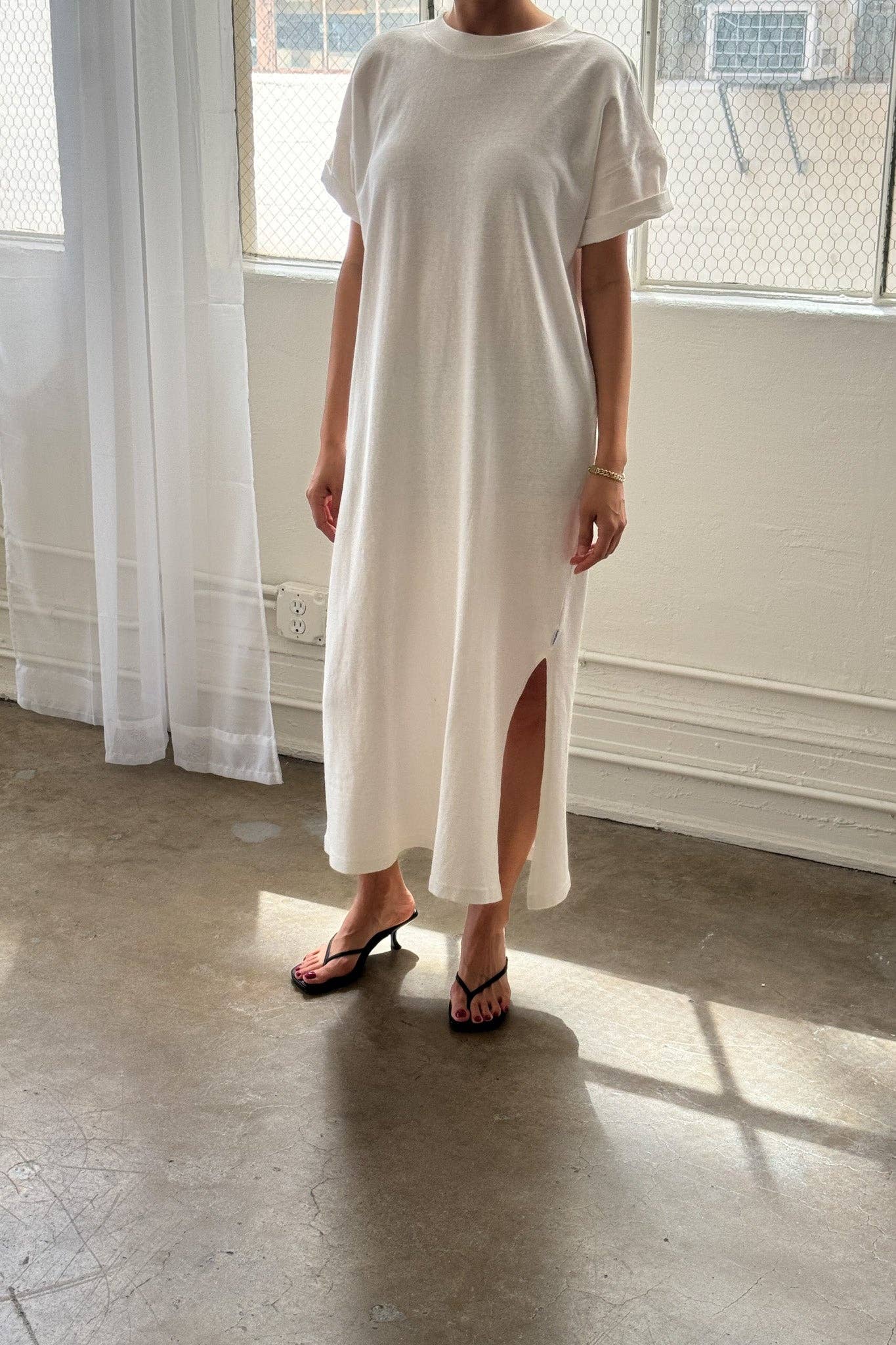 Her Dress - Image 9