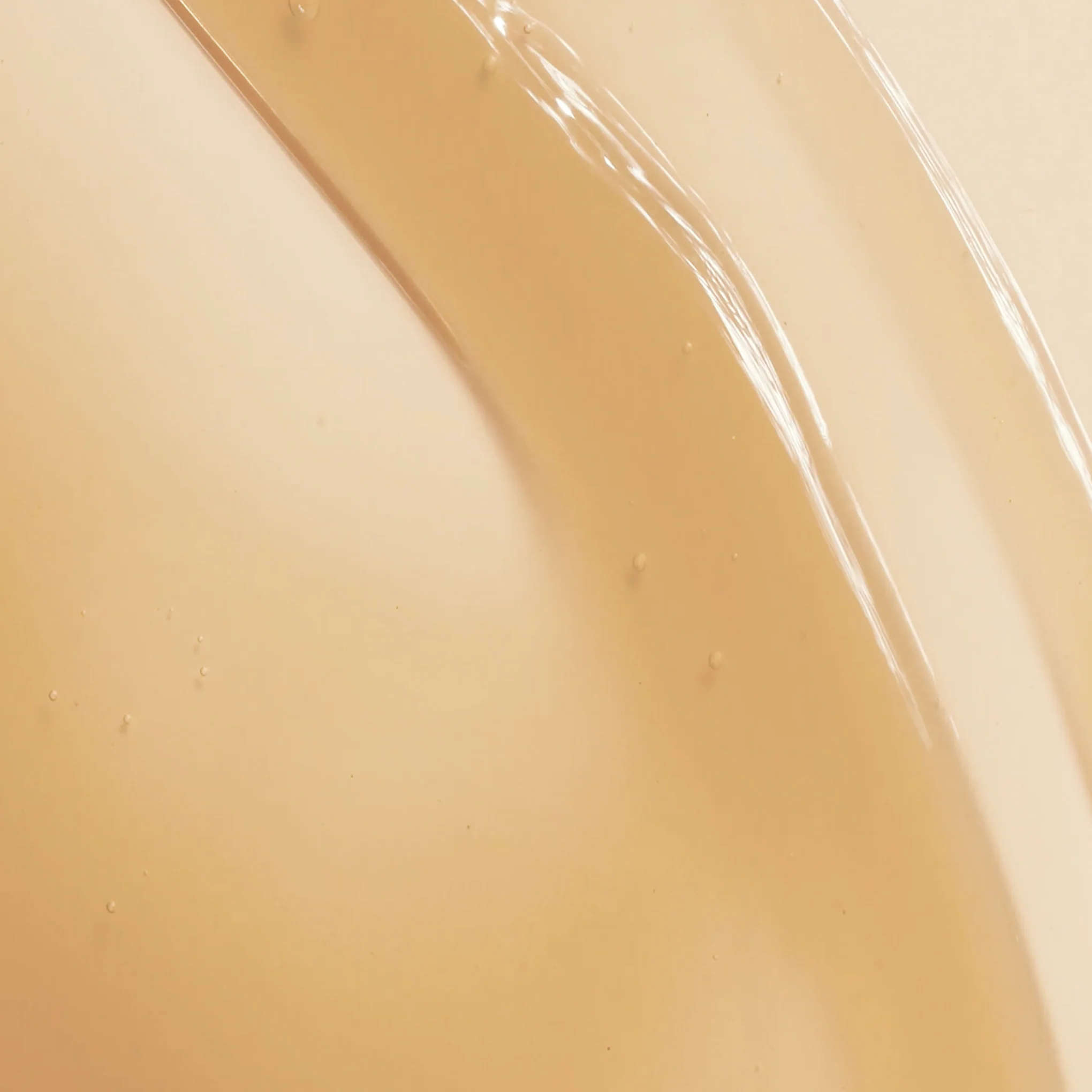 Lipid Lip Hydrating Lip Oil - Image 3