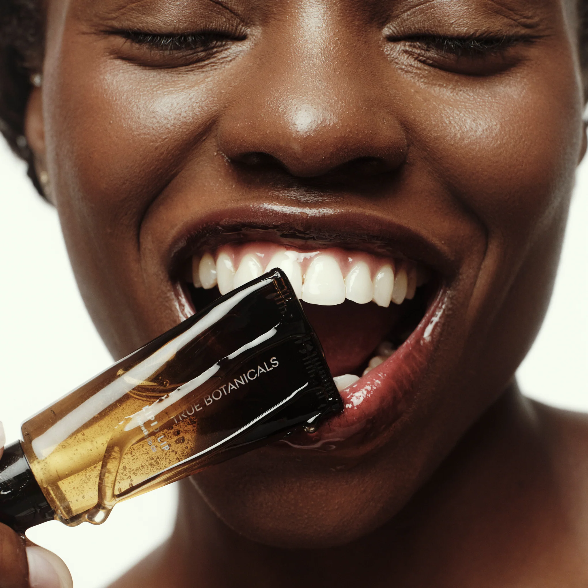 Lipid Lip Hydrating Lip Oil - Image 4