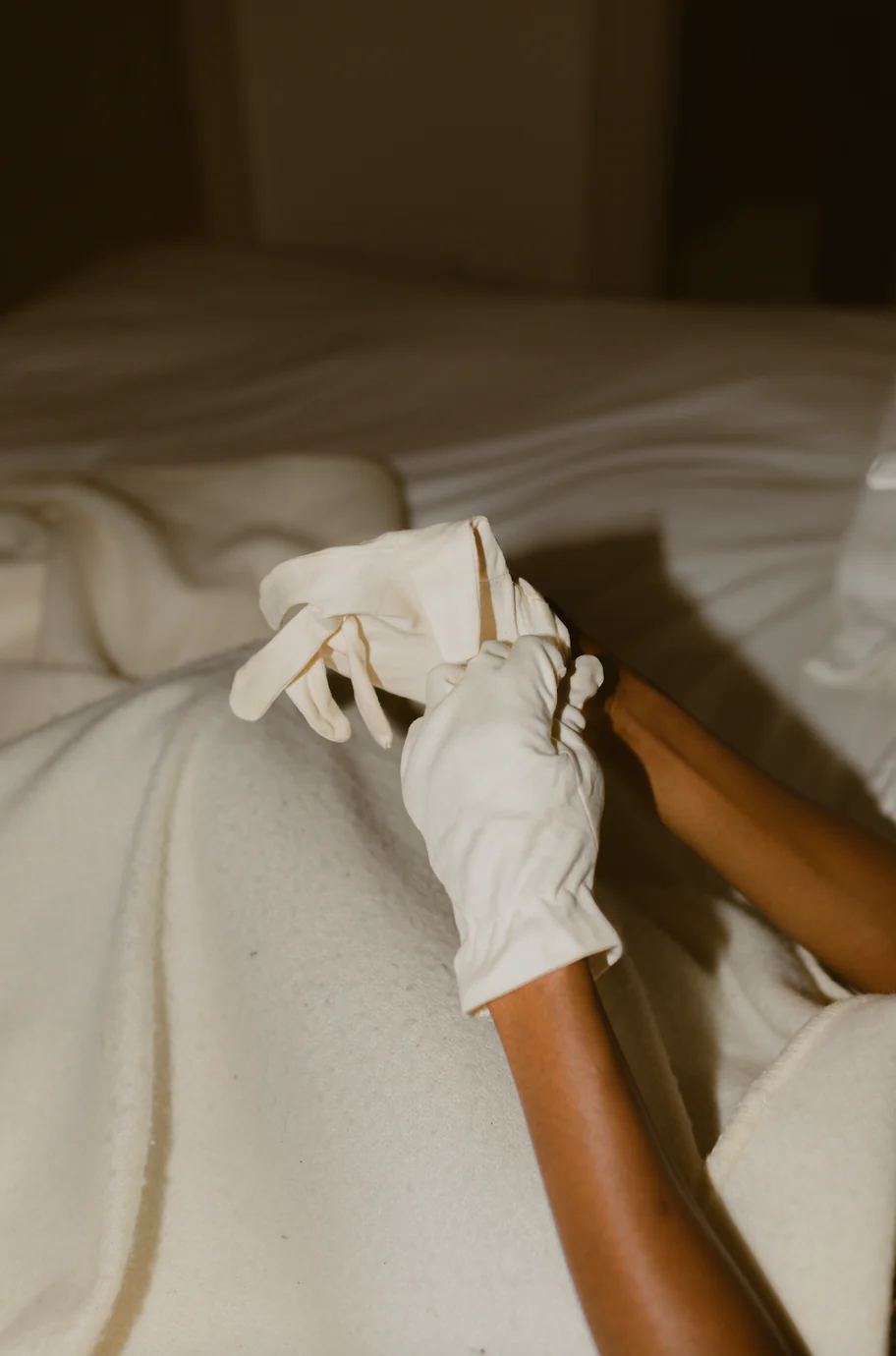 Organic Cotton Overnight Gloves - Image 3